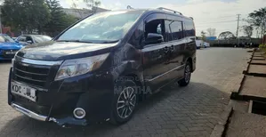 Toyota Noah 2014 Black