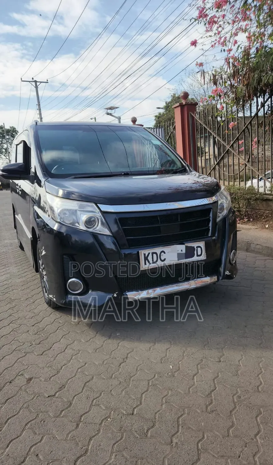 Toyota Noah 2014 Black