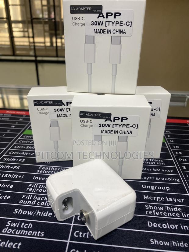 Magsafe Type C 30w Adapter - main view