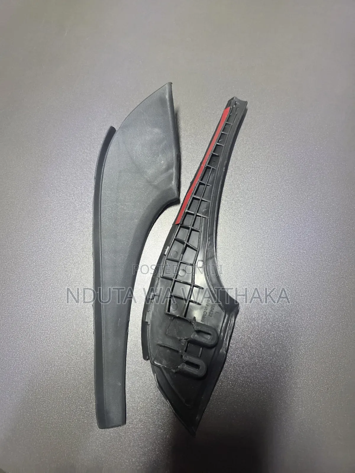 Windscreen Finisher Toyota Wish 2012