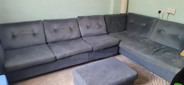 7 Sitter L-Shaped Chair - thumbnail 2