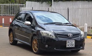 Toyota Auris 2012 Black