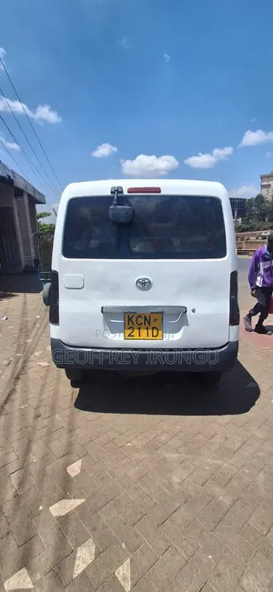 Toyota TownAce 2011 White