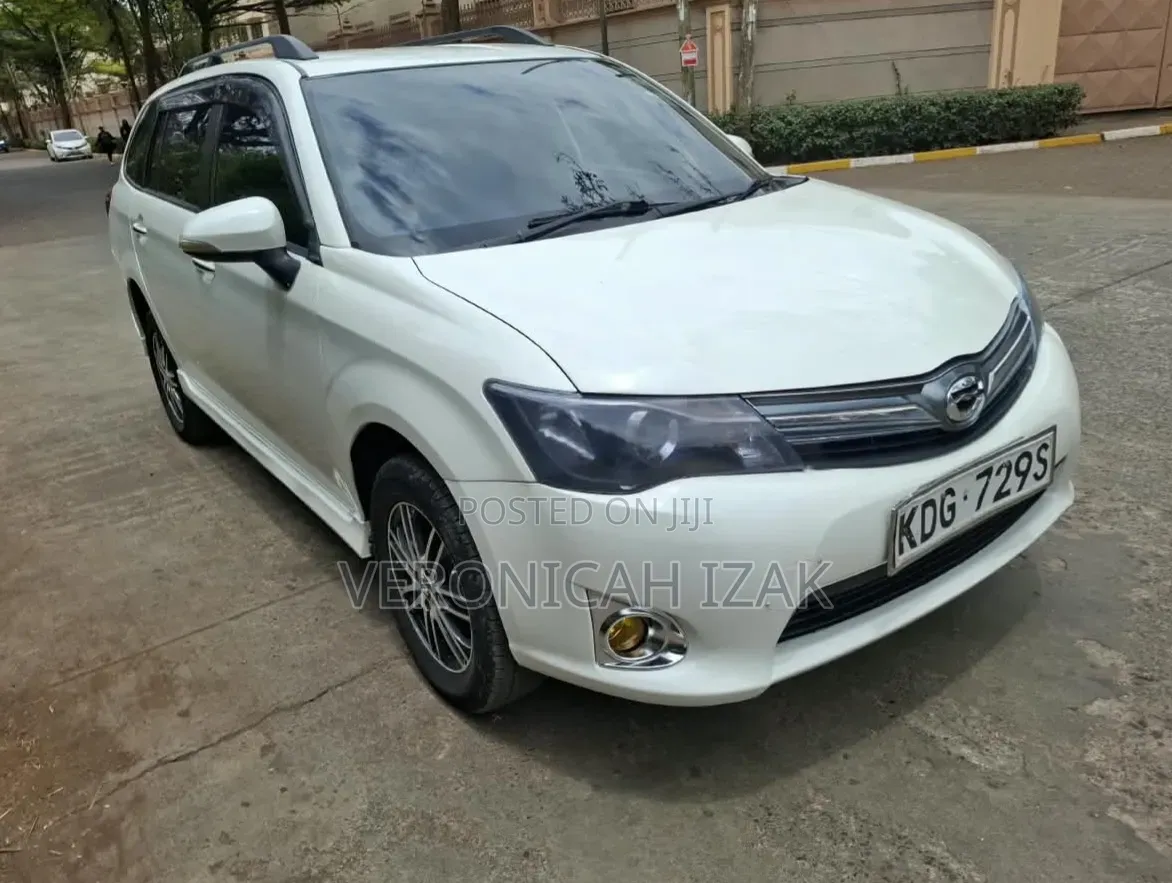 Toyota Corolla Fielder 2015 White