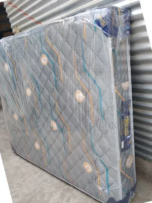 4 by 6 8" Johari High Density Premium Fibre Quilted Mattress [