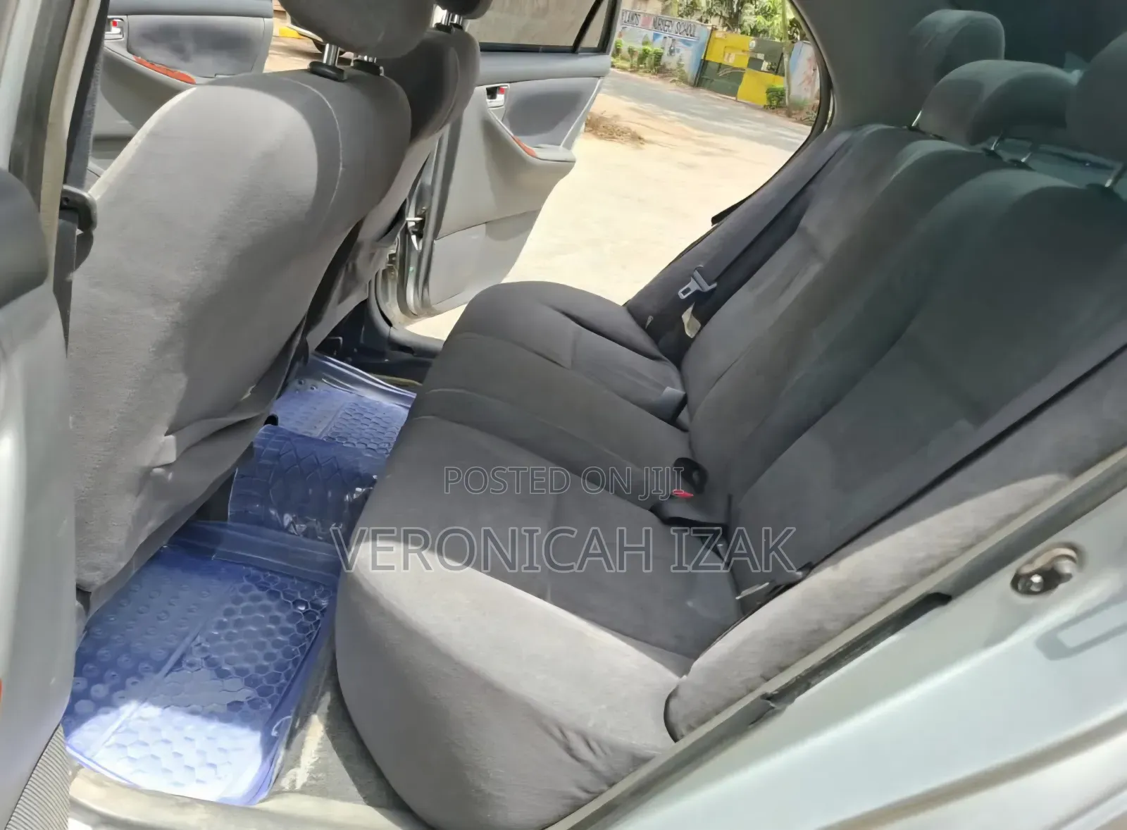 Toyota Corolla 2004 Silver
