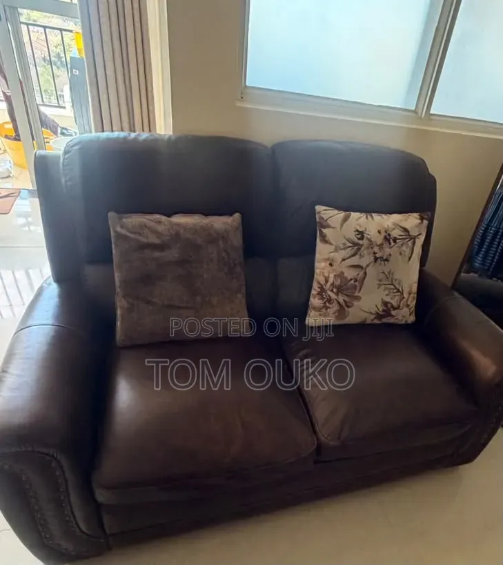 7 Seater Leather Sofas