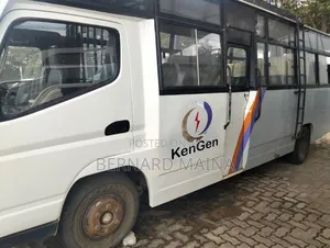 Mitsubishi Fuso Canter 2015 White
