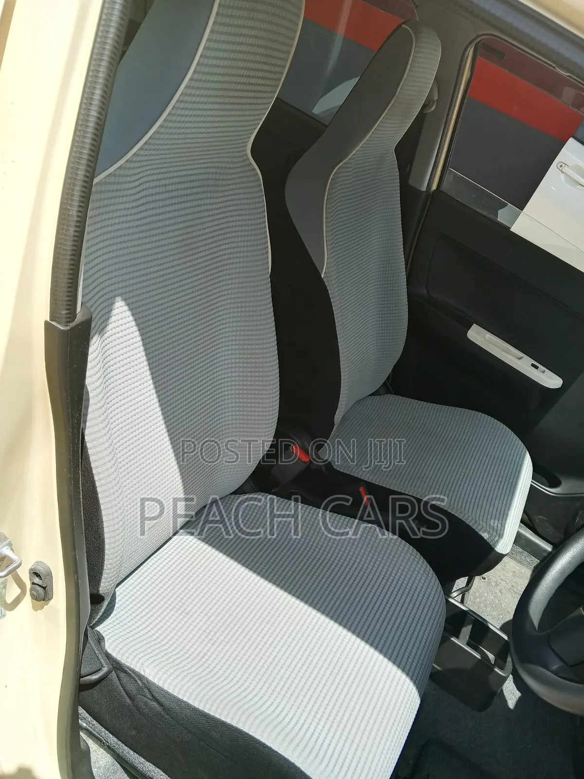 Suzuki Alto 2018 Ivory