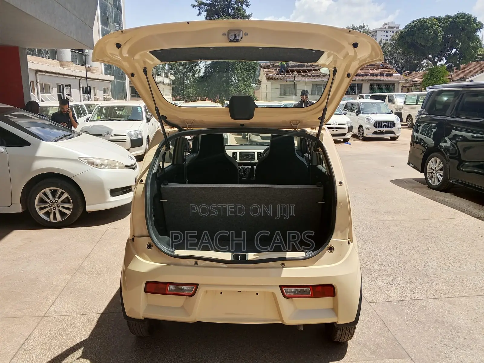 Suzuki Alto 2018 Ivory