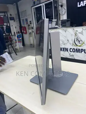 HP Professional Monitor With Adjustable Stand