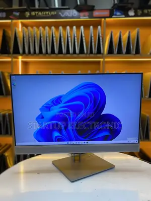 Desktop Computer HP EliteDesk 800 G3 8GB Intel Core i5 SSD 256GB