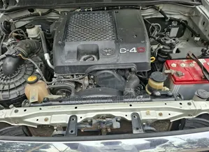 Toyota Hilux 2010 Silver