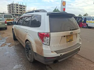 Subaru Forester 2009 Pearl