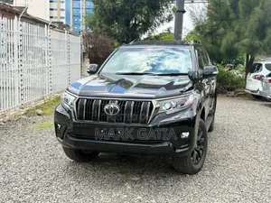 Toyota Land Cruiser Prado 2.8 2021 Black