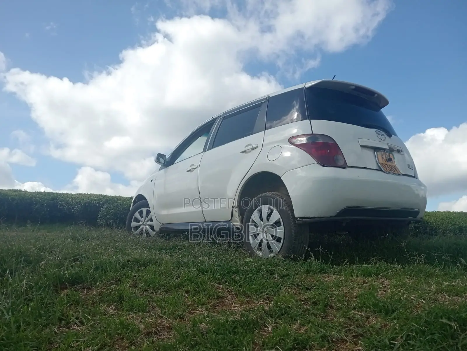Toyota IST 2004 White