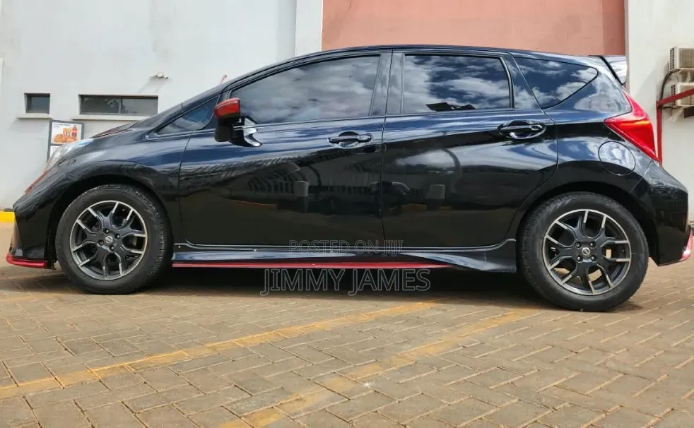 Nissan Note 2016 Black
