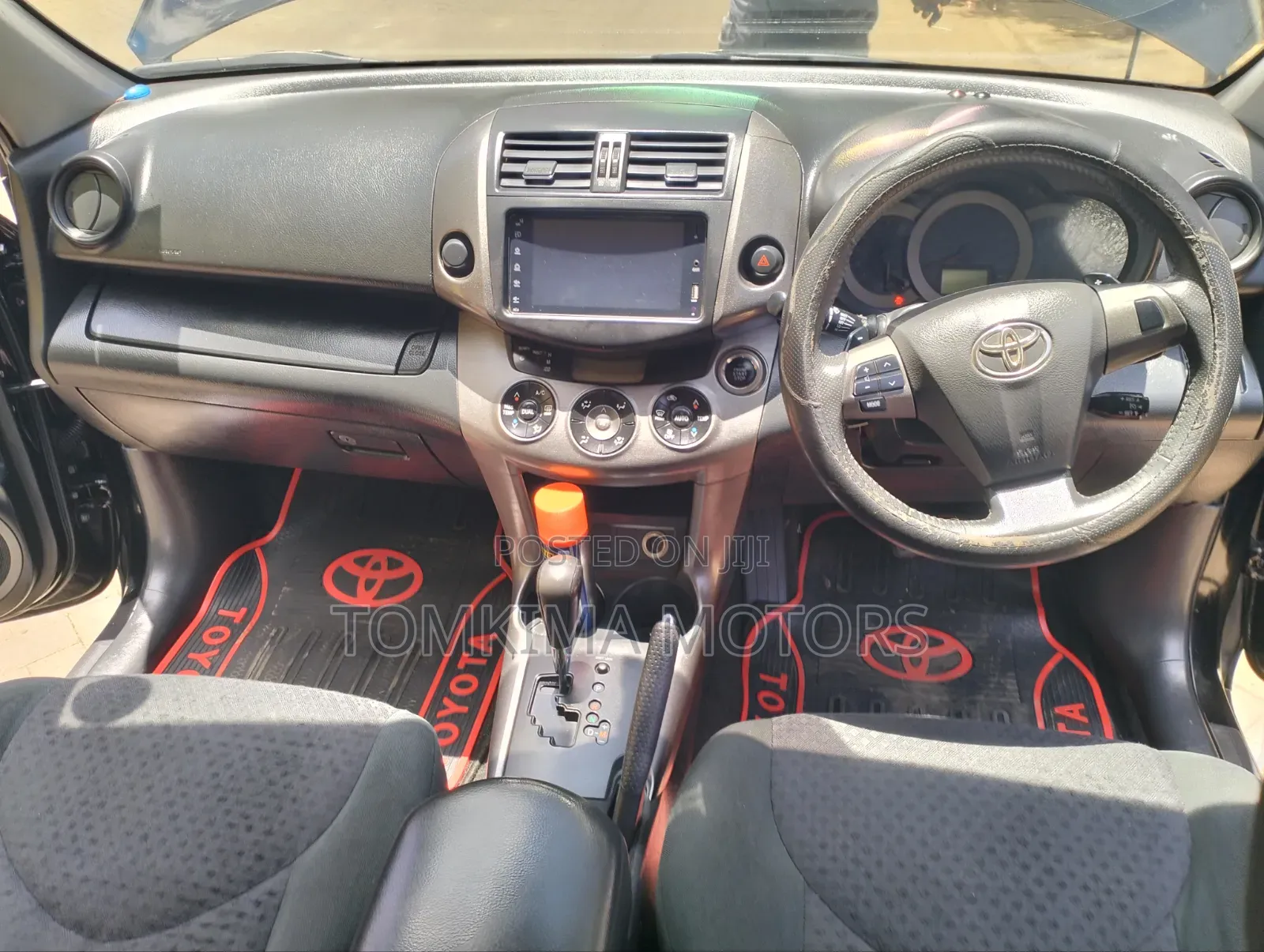 Toyota Vanguard 2012 Black