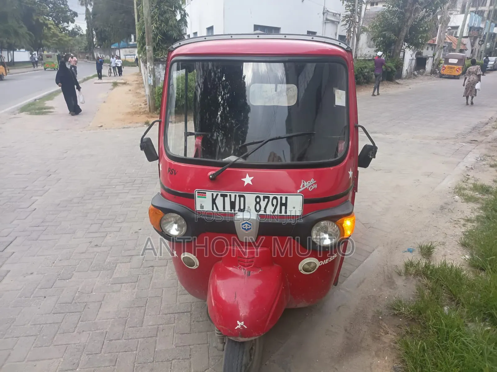 Piaggio 2020 Red