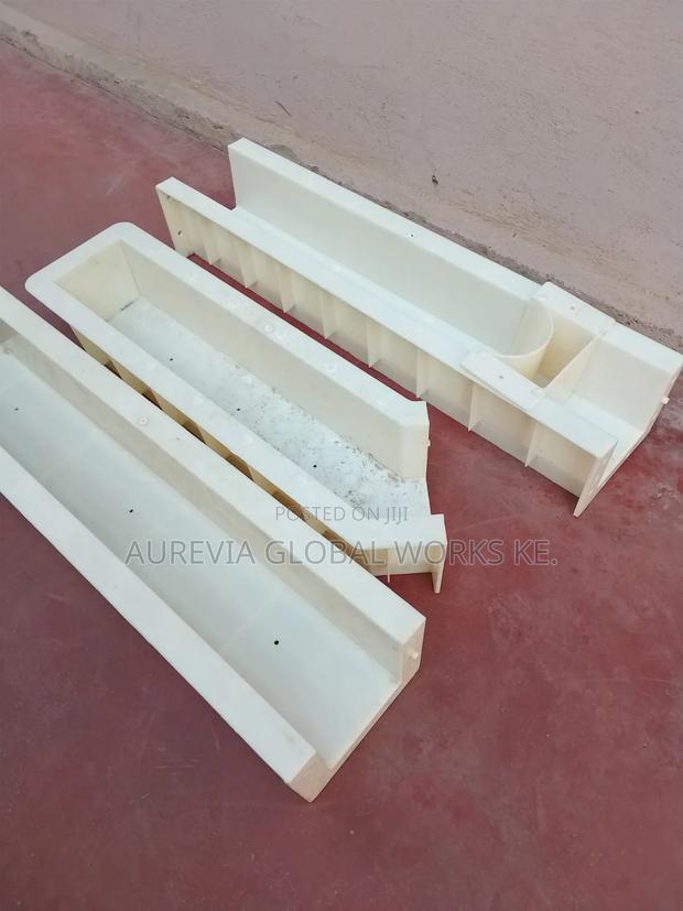 Paving Stone Cabro Mould Making - main view