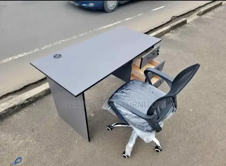 Headrest Office Chair With Vintage