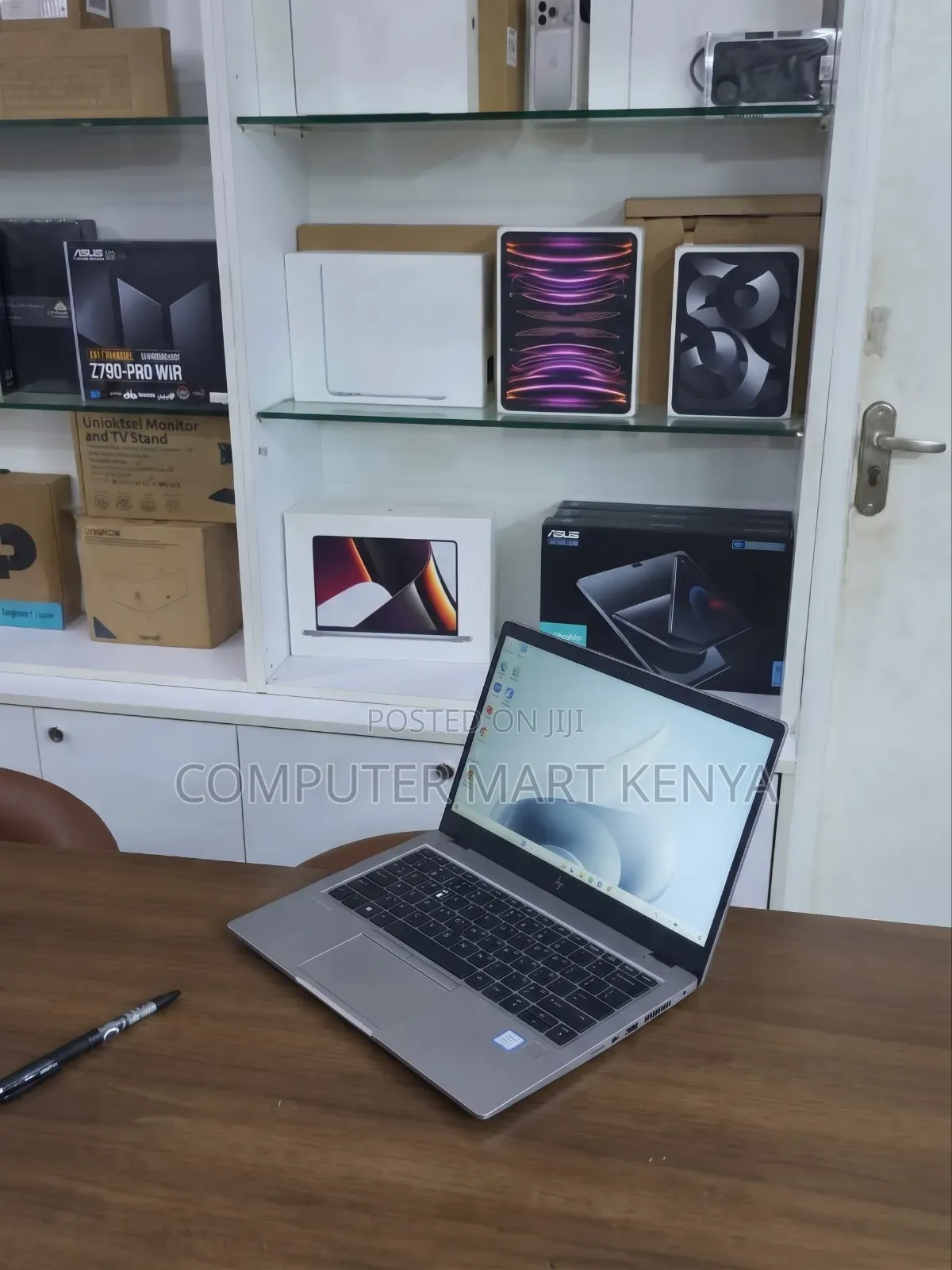 Laptop HP ProBook 460 G11 8GB Intel Core i7 SSD 512GB