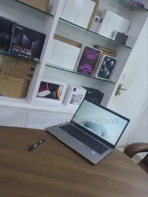 Laptop HP ProBook 460 G11 8GB Intel Core i7 SSD 512GB