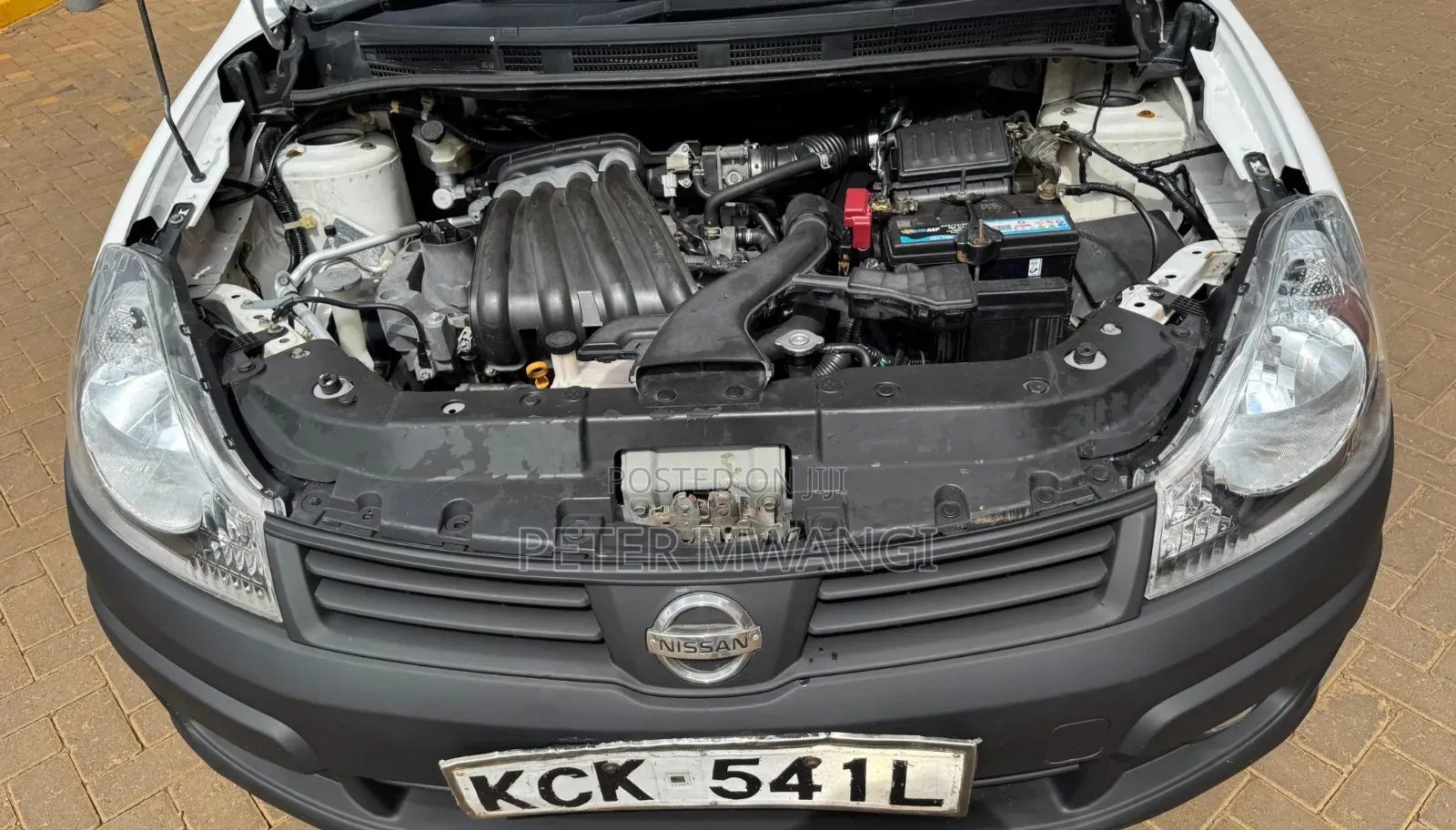 Nissan Advan 2009 White