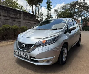 Nissan Note 2016 Silver