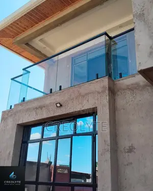 Glass Staircase Railing With Black Spigots & Handrail - Supply