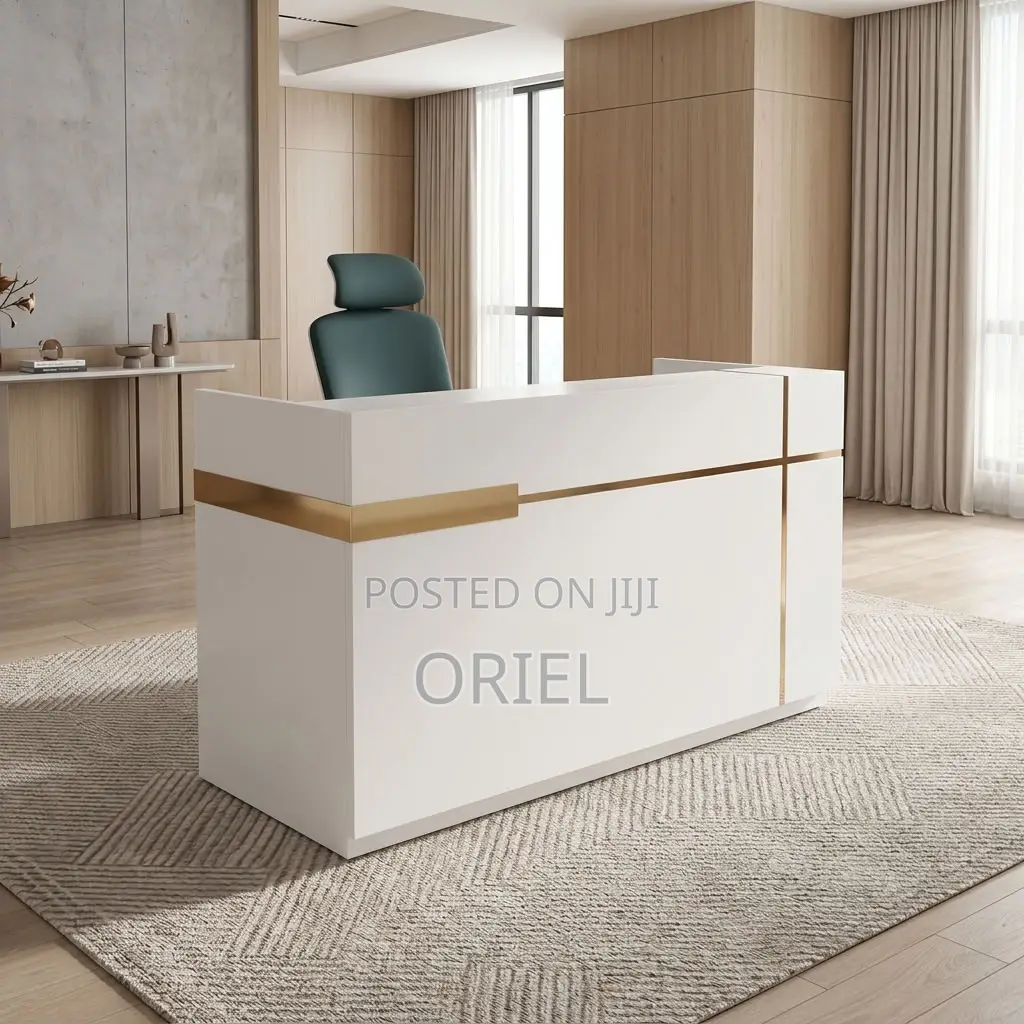 Office Desk : White Office Front Desk