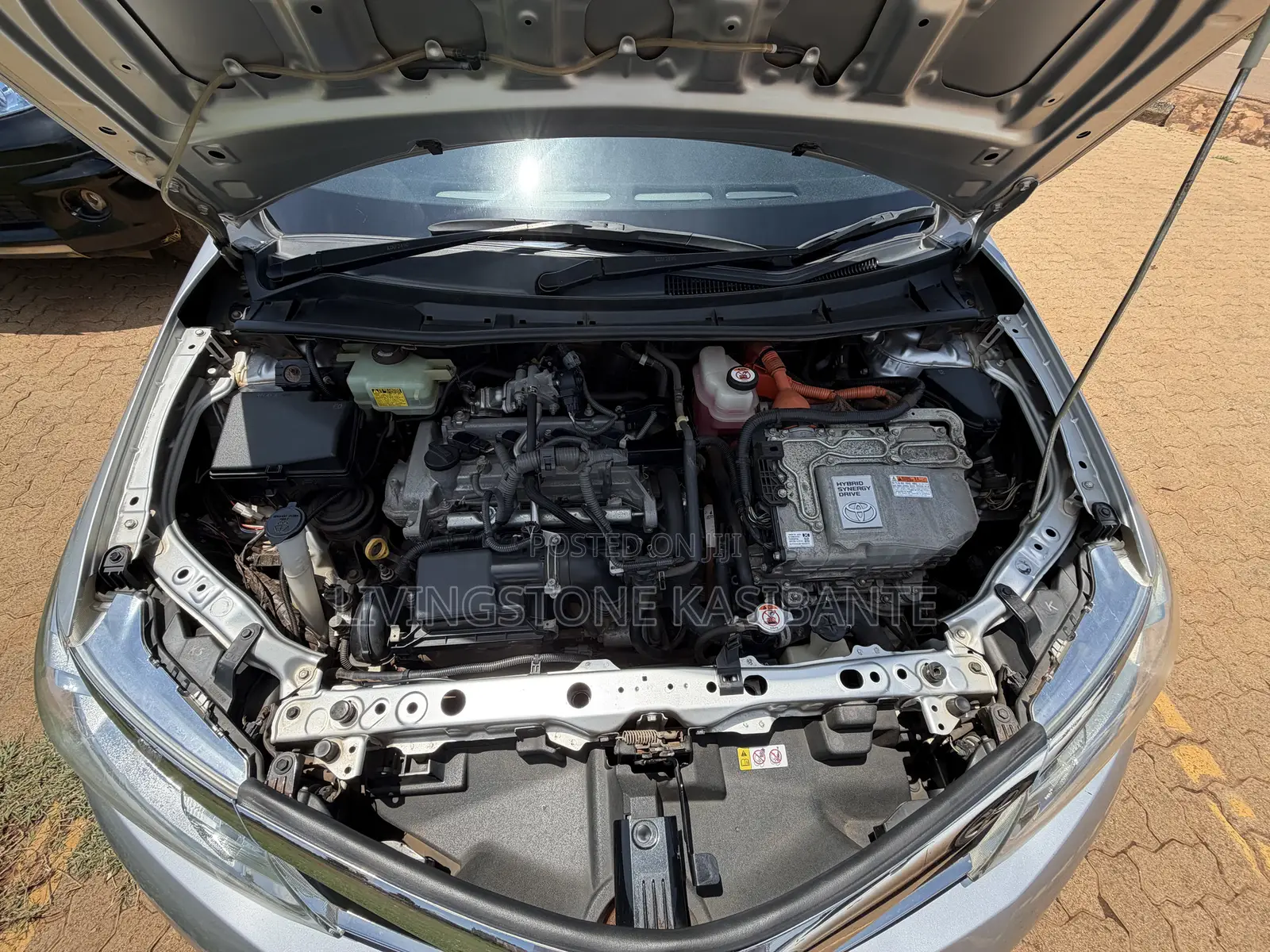 Toyota Axio 1.5 Hybrid 2WD 2018 Silver