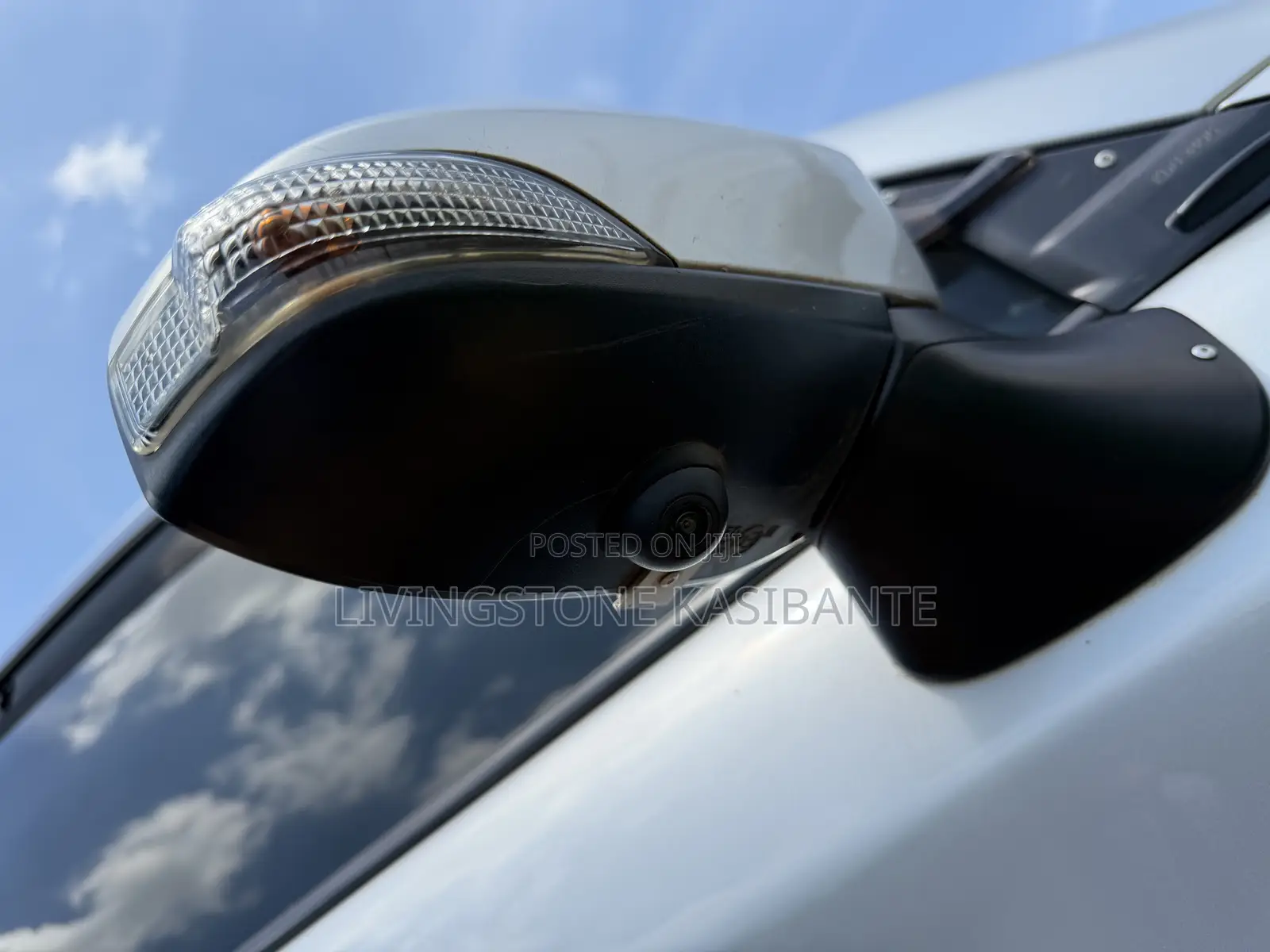 Toyota Axio 1.5 Hybrid 2WD 2018 Silver