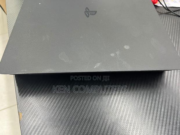 Playstation 4 - thumbnail 3