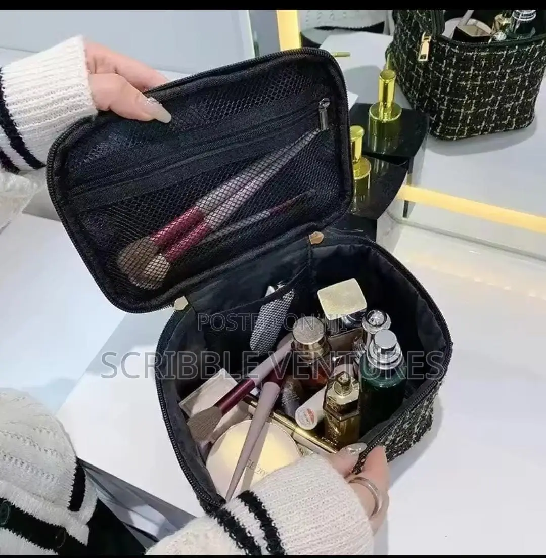 Tweed Luxury Cosmetic Bag Organizer