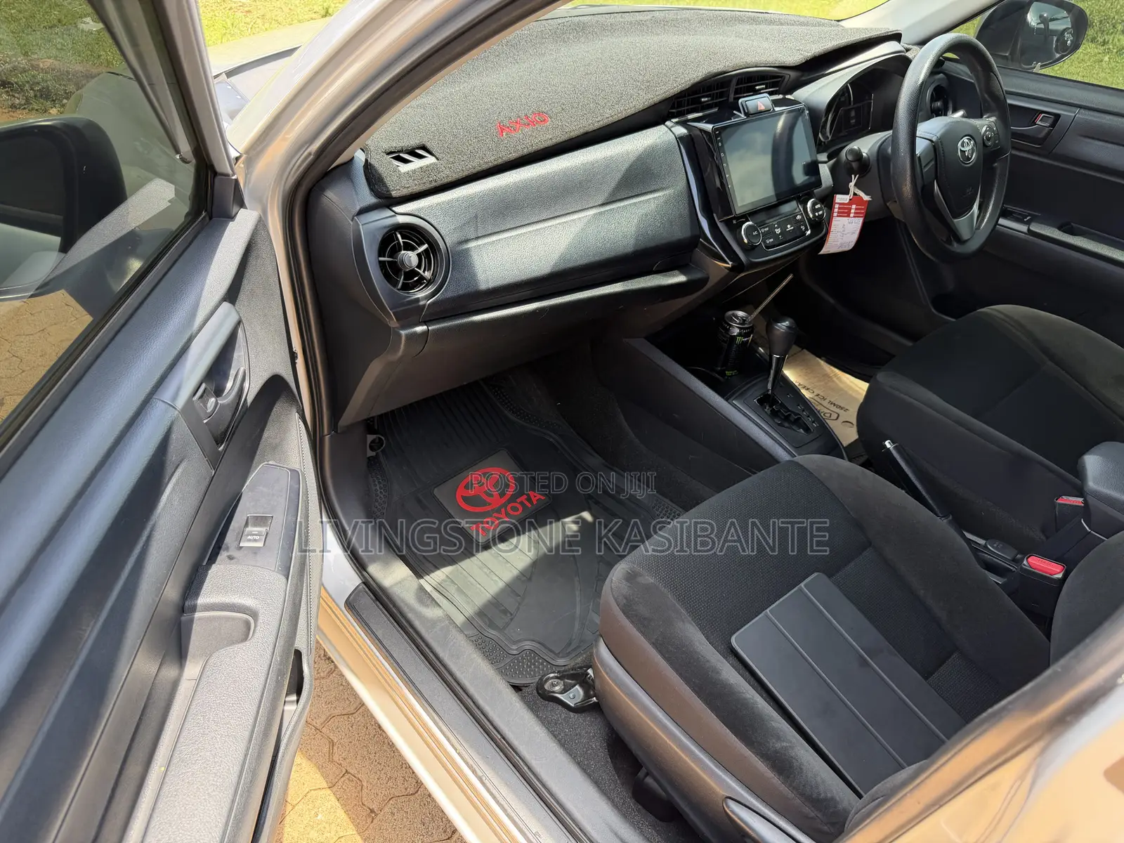 Toyota Axio 1.5 Hybrid 2WD 2018 Silver