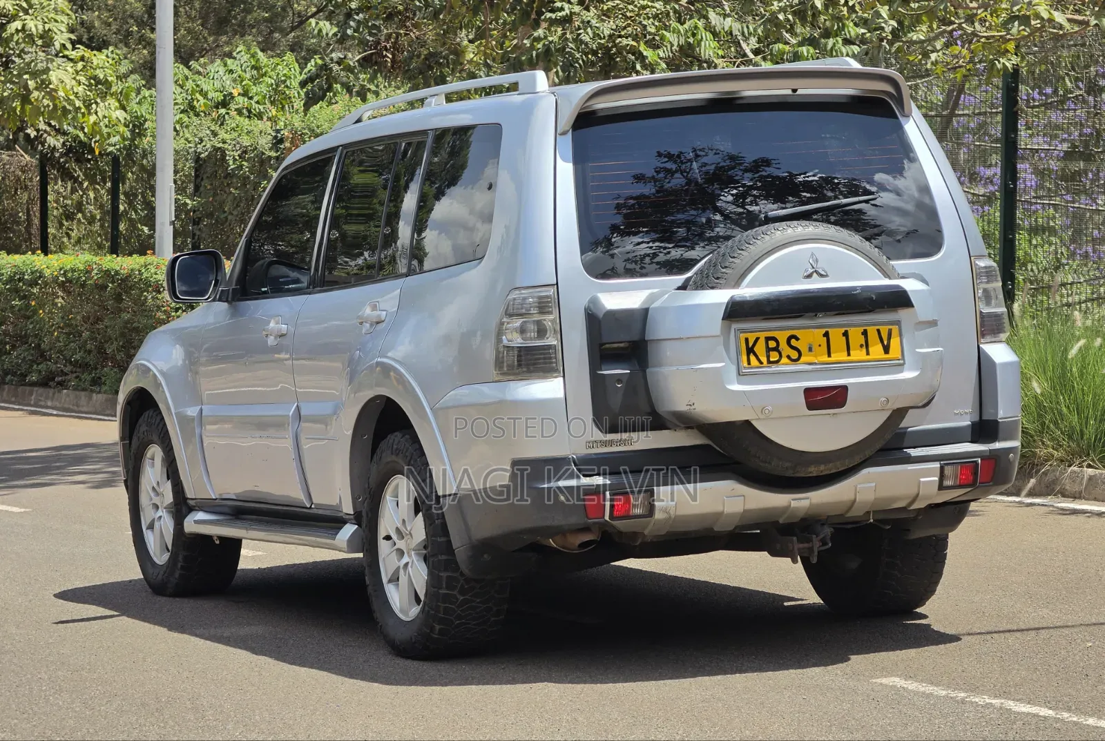 Mitsubishi Pajero 2005 Silver