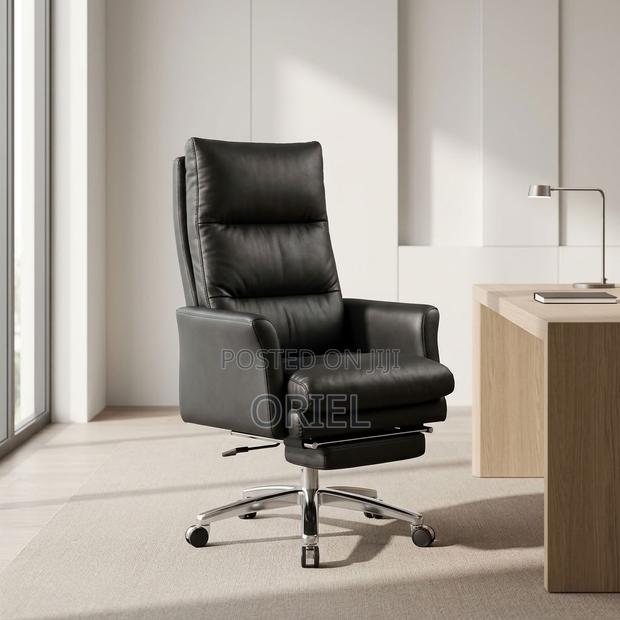 Office : Executive Office Chair With High-Back Design - thumbnail 9