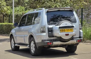 Mitsubishi Shogun 2005 Silver