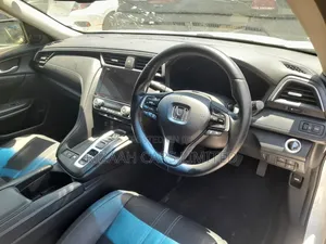 Honda Insight Touring 2020