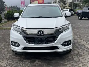 Honda Vezel 1.5 Hybrid 4WD 2019 White