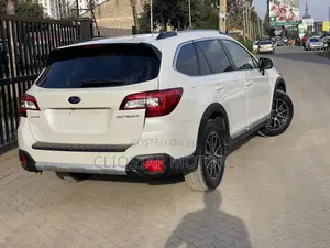 Subaru Outback 2.5i Premium AWD 2019 White