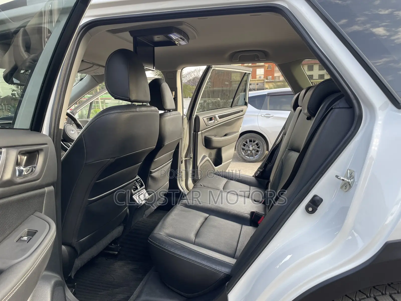 Subaru Outback 2.5i Premium AWD 2019 White