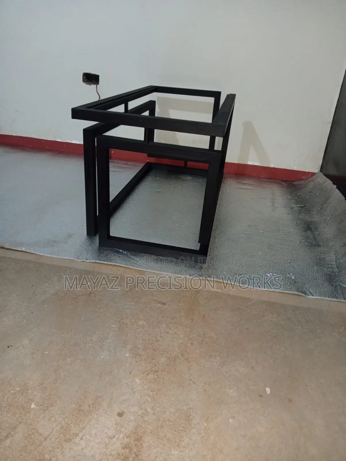 Infinity Table