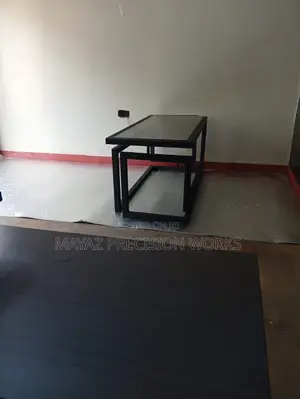 Infinity Table
