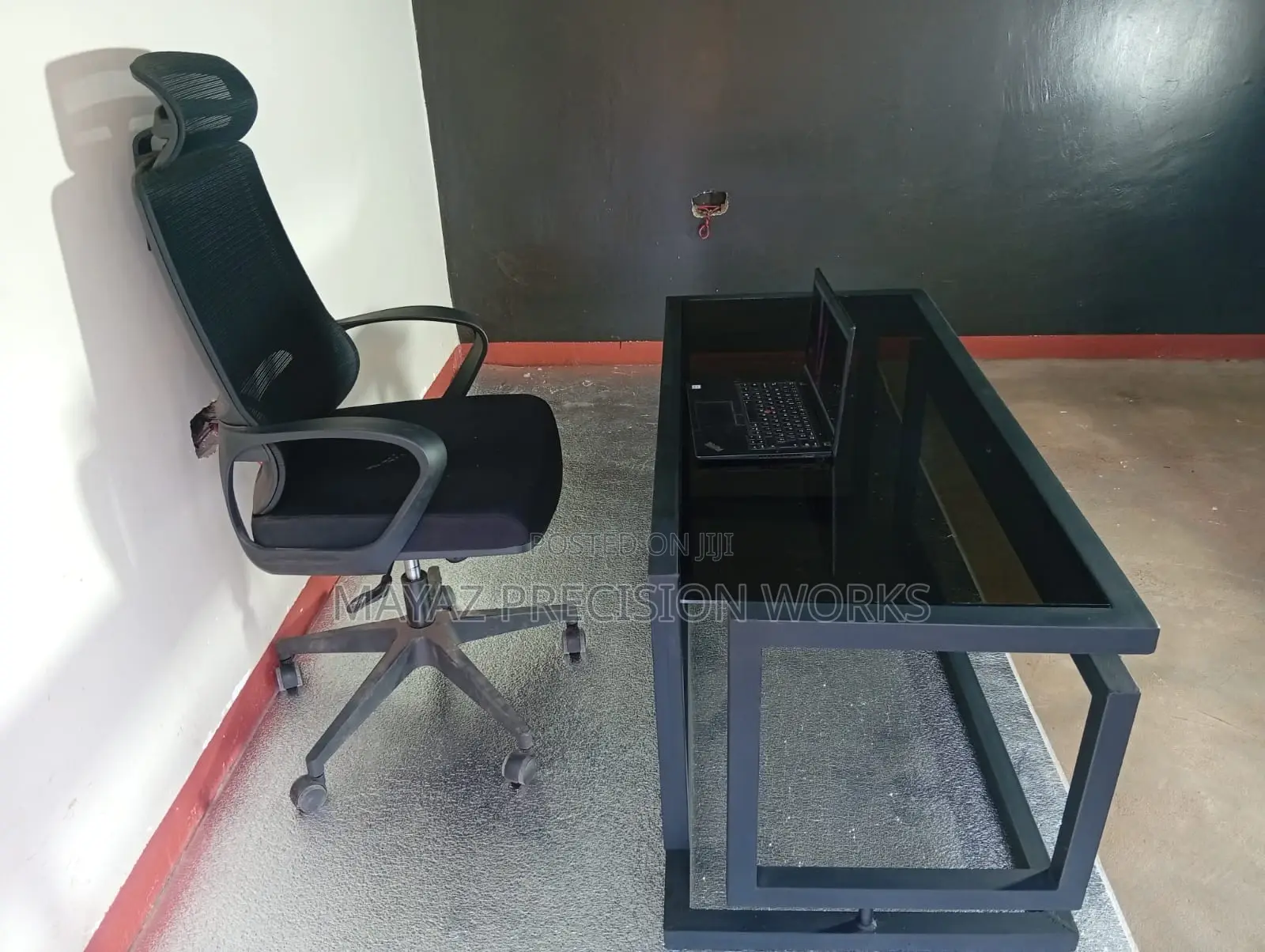 Infinity Table