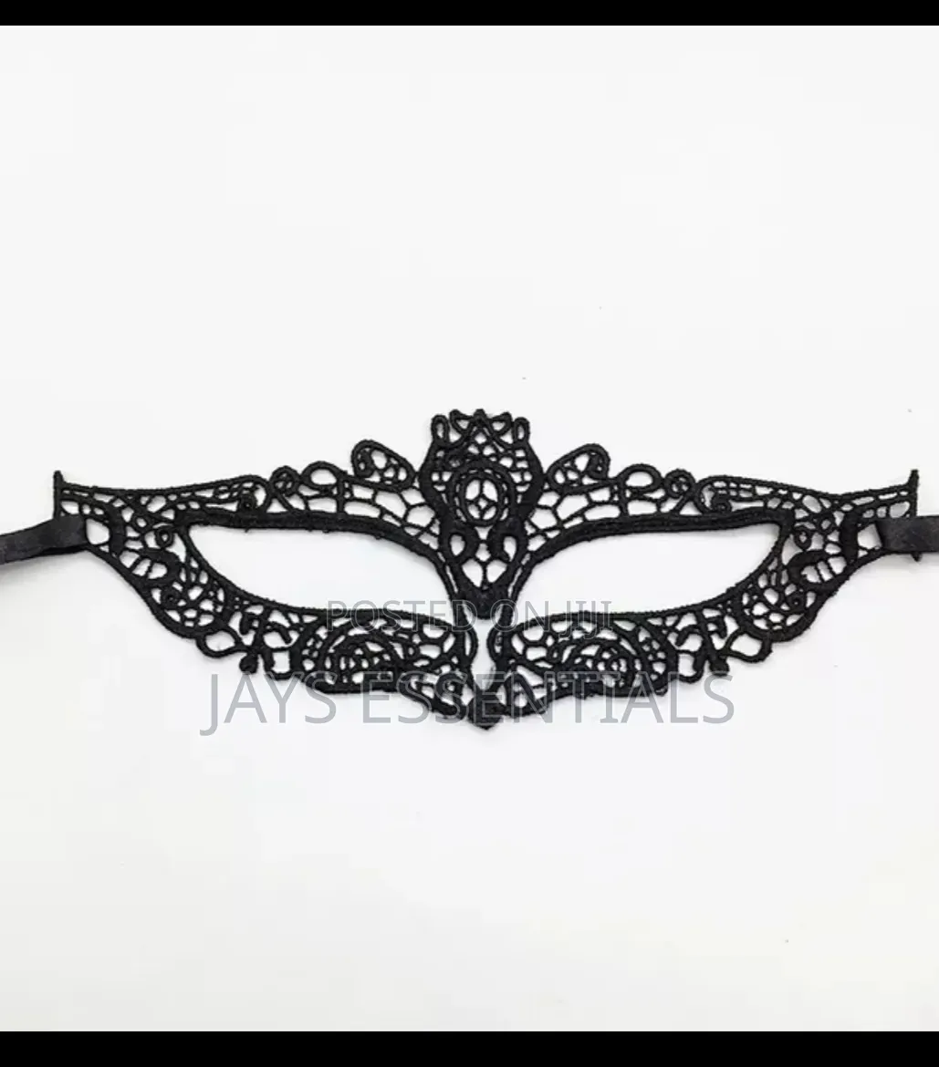 Black Masquerade Halloween Lace Face Masks