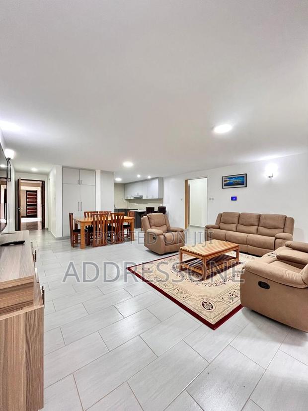 3bdrm Apartment in Muthangari for sale