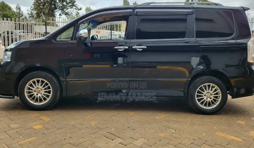 Toyota Voxy 2008 Black