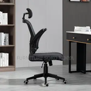 Office Chair : Ergonomic High-Back Mesh Office Chair